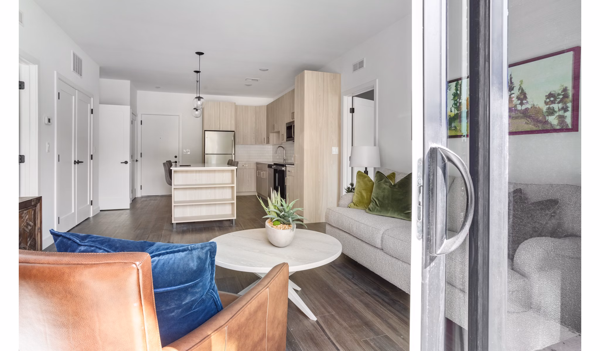 living room at Station 250 Apartments 