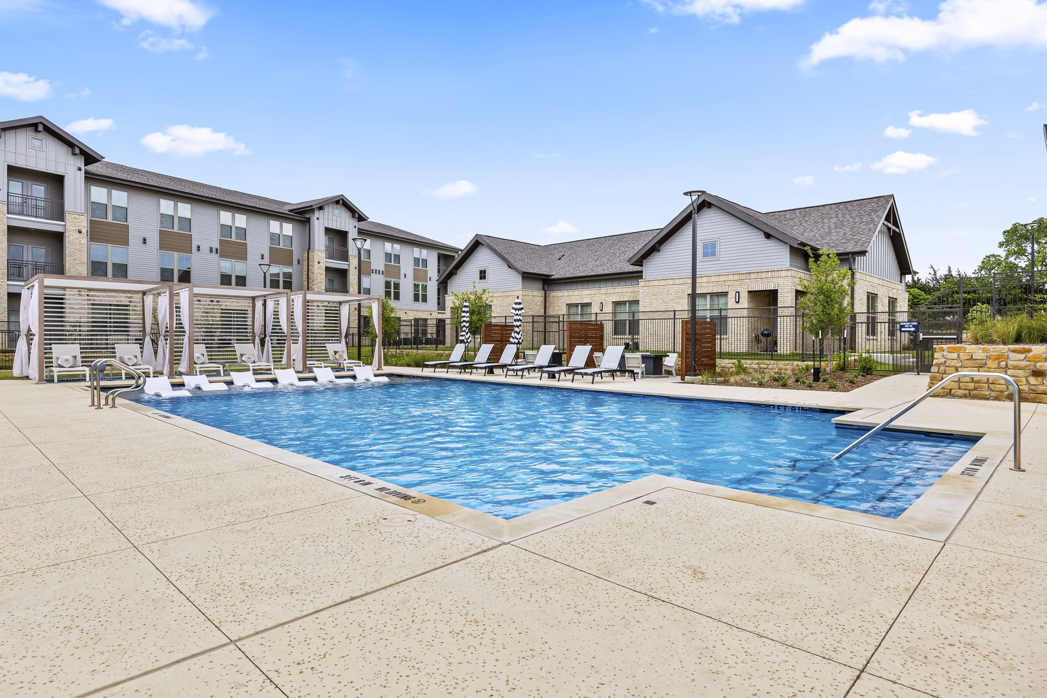 pool at Birchway Sherman Apartments