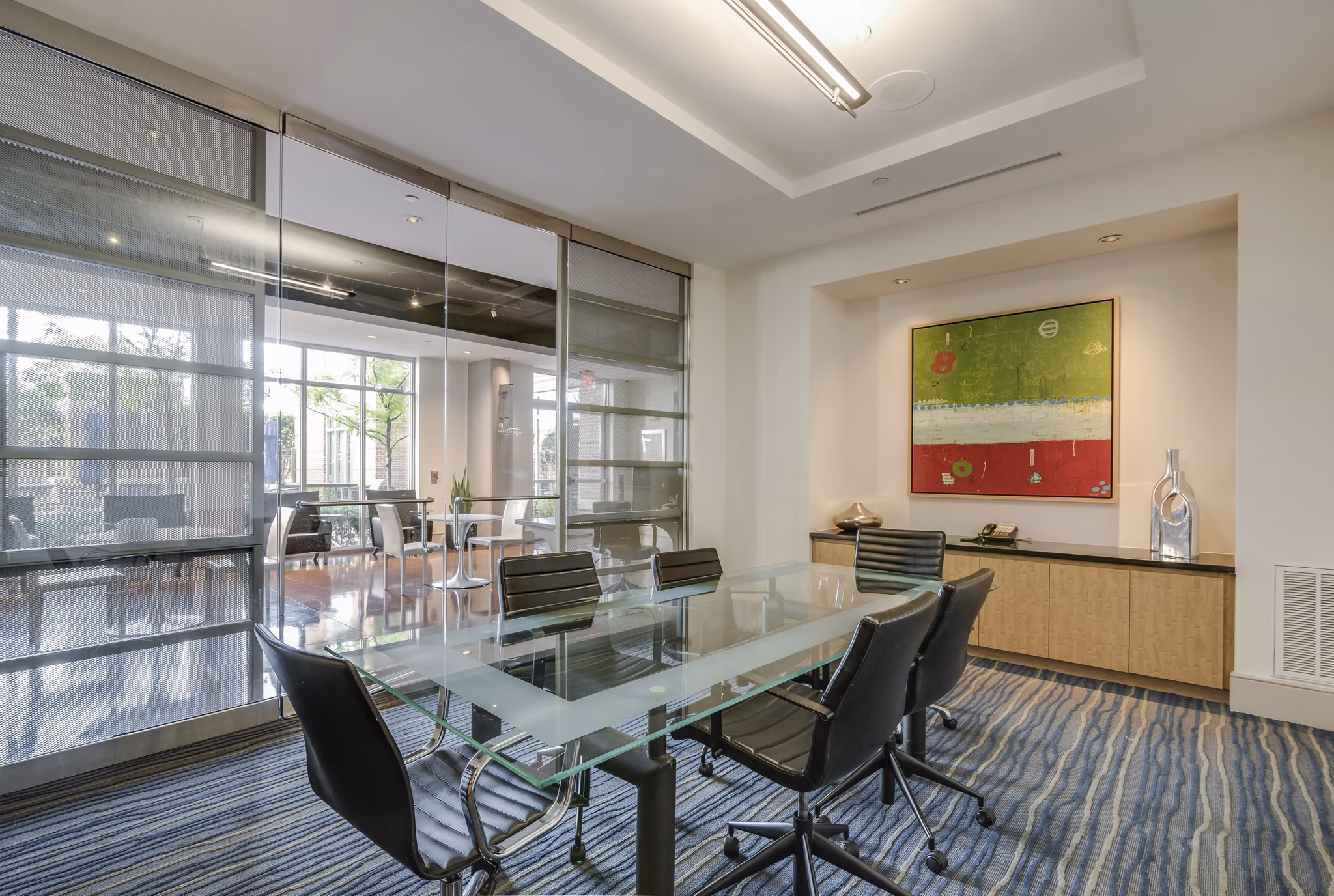 clubhouse at The Crescent at Fells Point Apartments