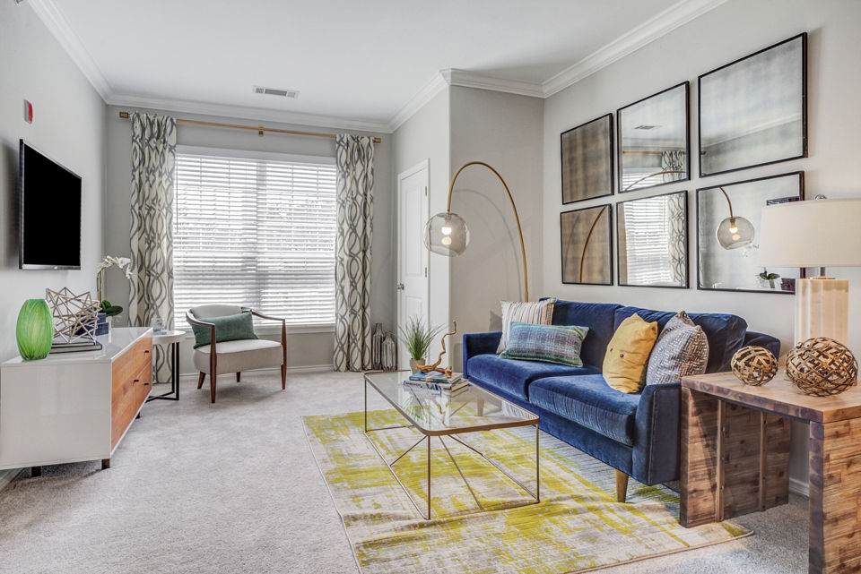 living room at Villas at Old Concord Apartments