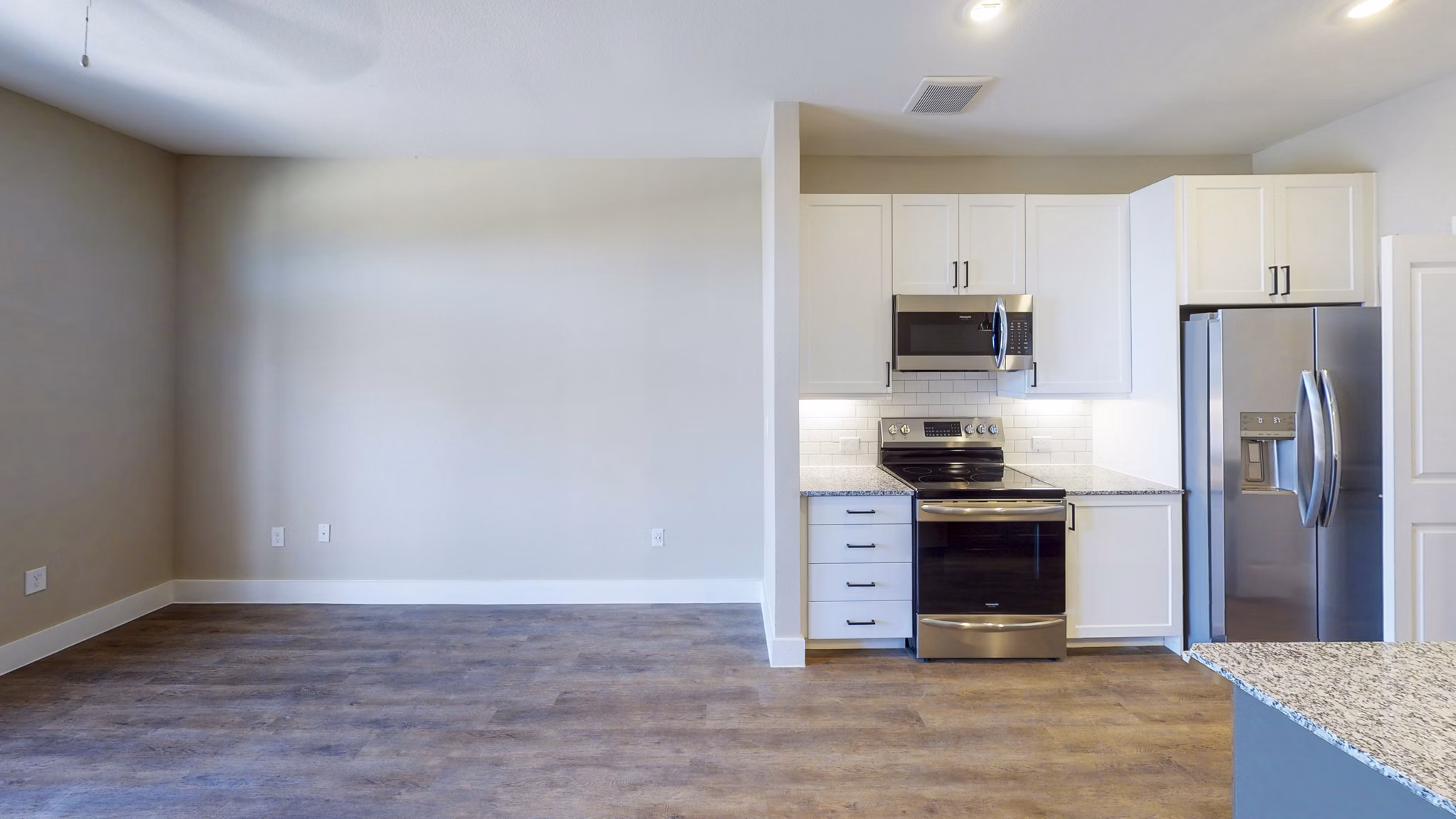 dining room at Granary Flats Apartments