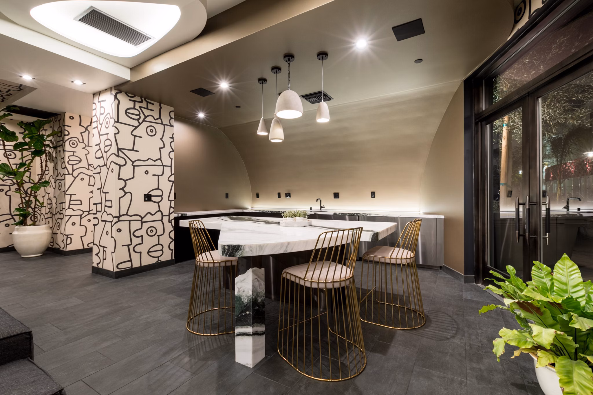 clubhouse at Lofts at NoHo Commons Apartments