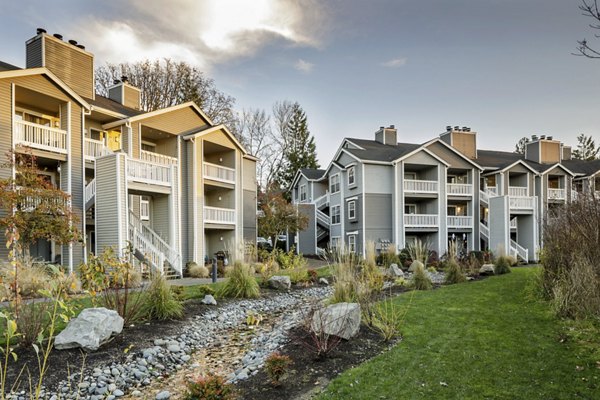 building at Avana Birch Pointe Apartments