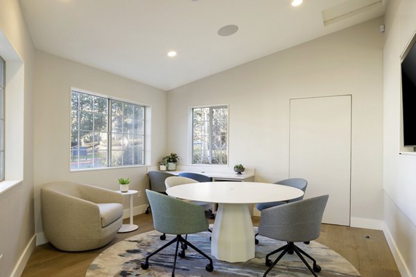 meeting facility at Avana Birch Pointe Apartments