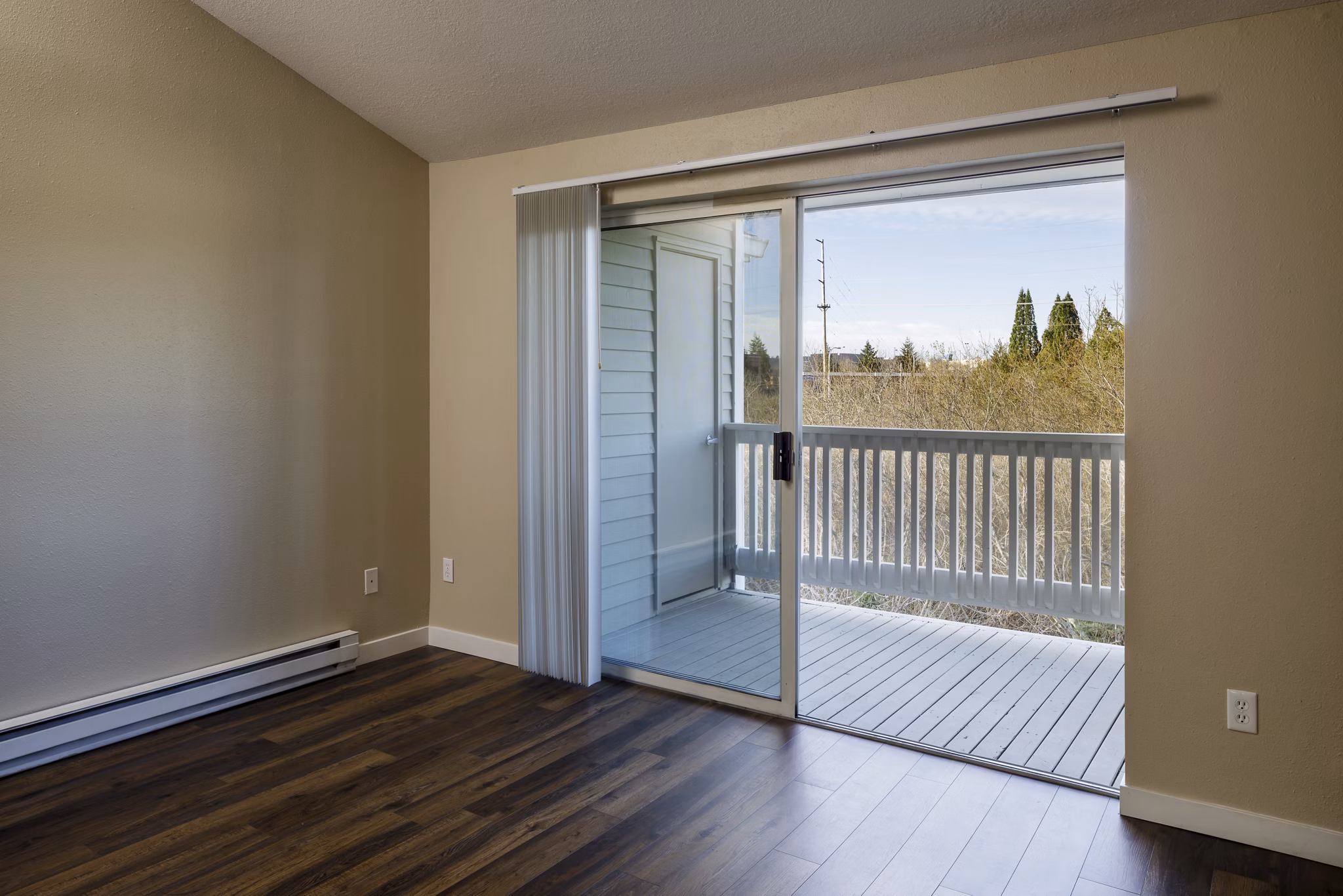 living room at Avana Birch Pointe Apartments