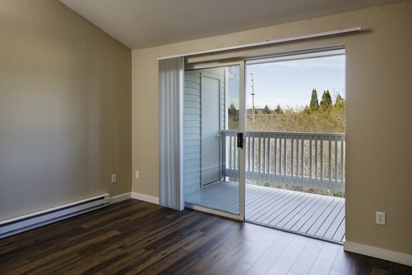 living room at Avana Birch Pointe Apartments