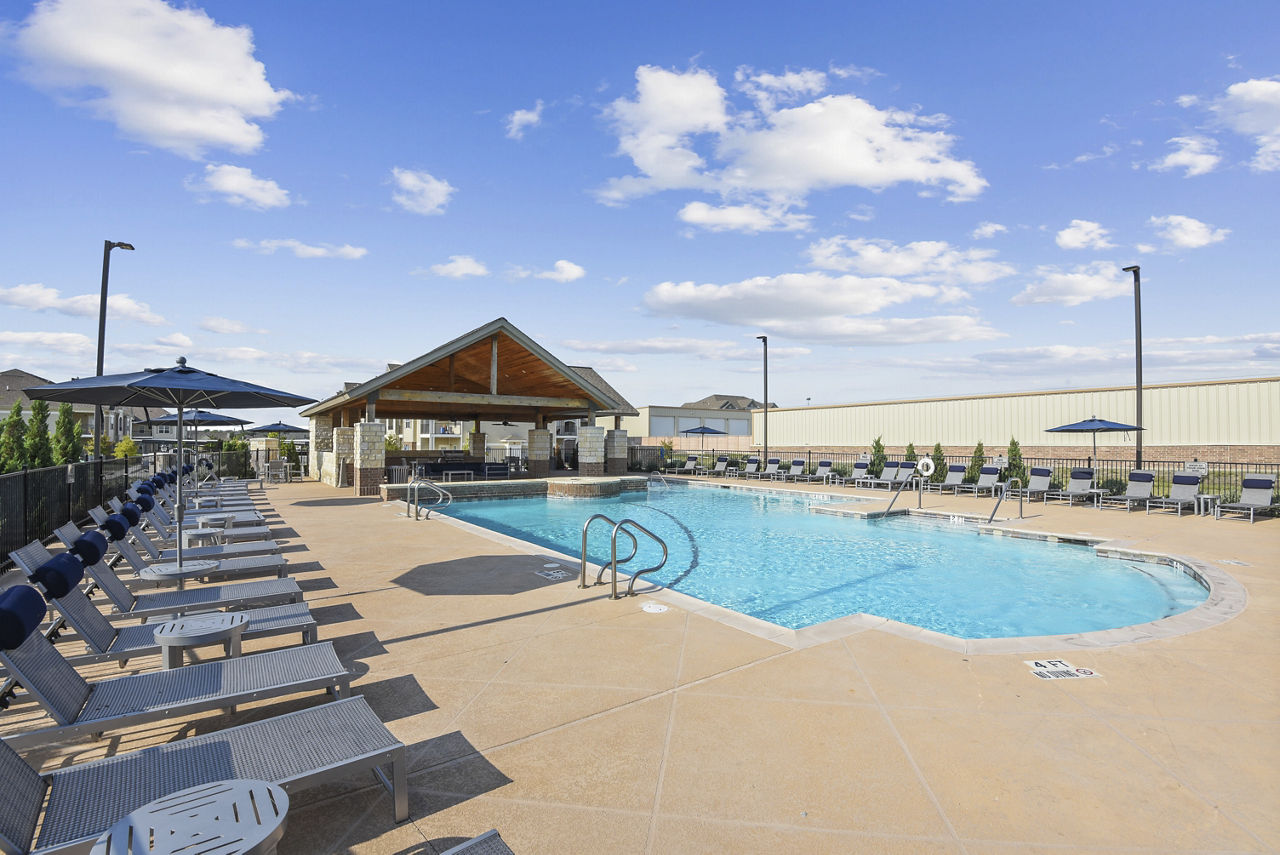 Icon Apartments Killeen Tx 2 of 12