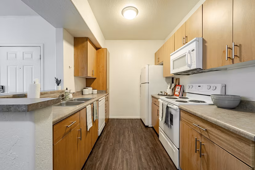 kitchen at The Ridge at Clear Creek Apartments