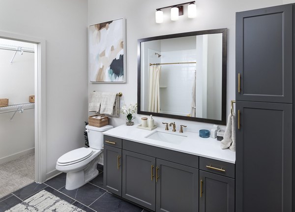 bathroom at Marlowe Brookwood Apartments 