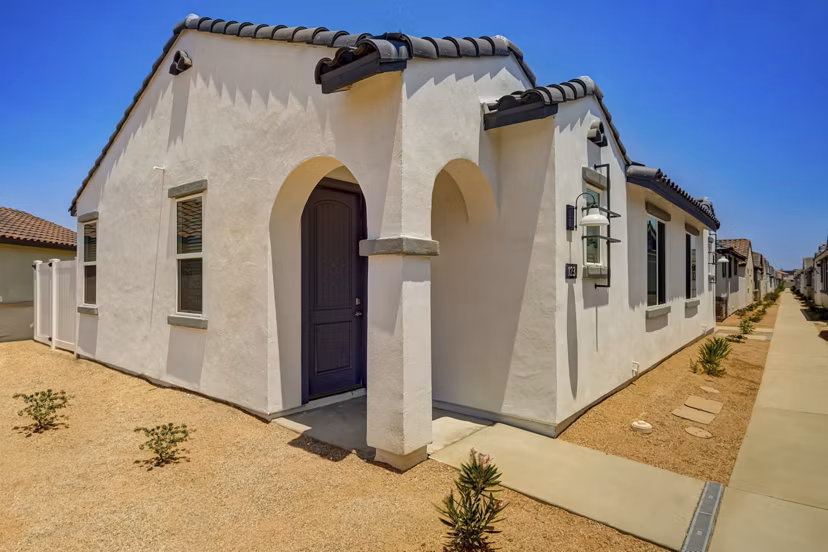 exterior at Villas Litchfield Park Apartments 