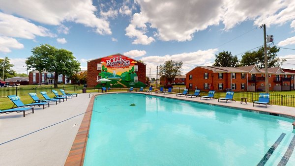 pool at Rolling Hills Apartments 