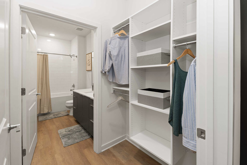 Alexan LoSo Apartments 24 of 27