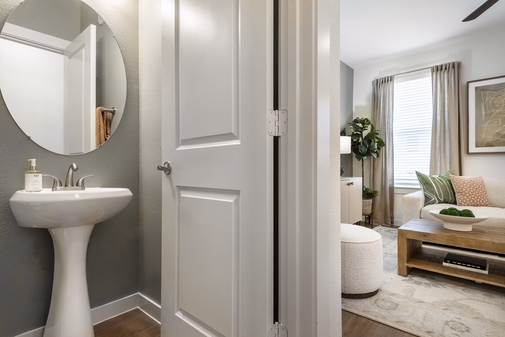 bathroom at Arista San Gabriel Apartments