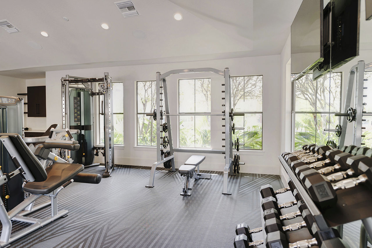 Gym at Duo West Champions (5 of 5)