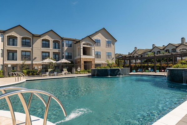pool at Duo West Champions Apartments 