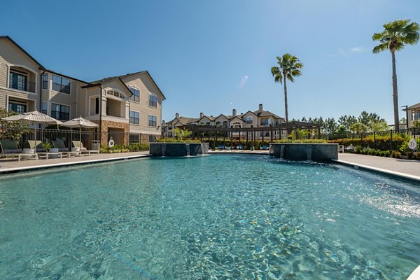 pool at Duo West Champions Apartments 