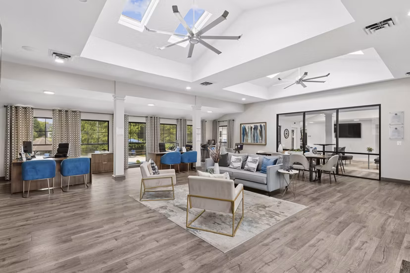 clubhouse at Kensington Crossing Apartments