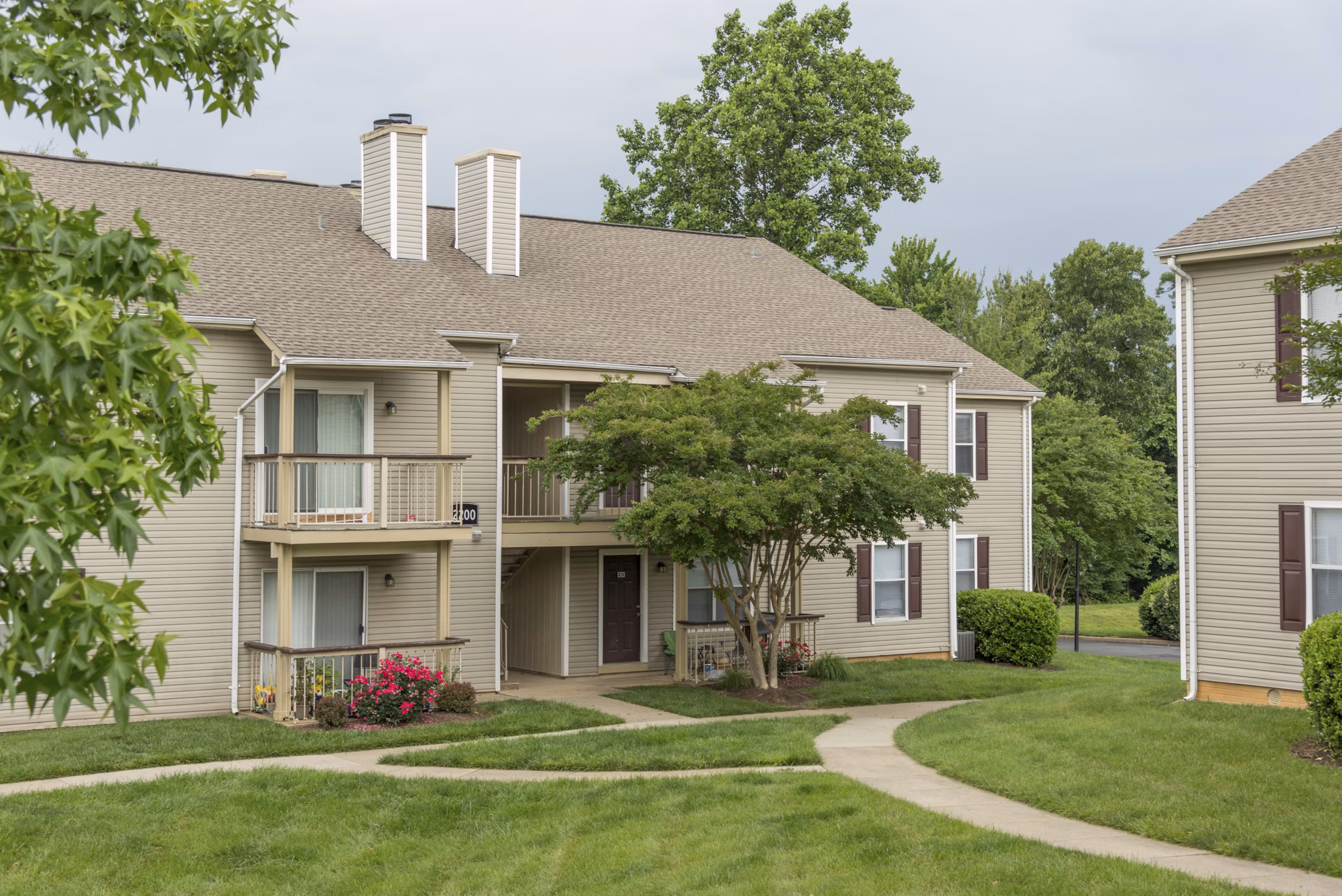 exterior at Magnolia Falls Apartments