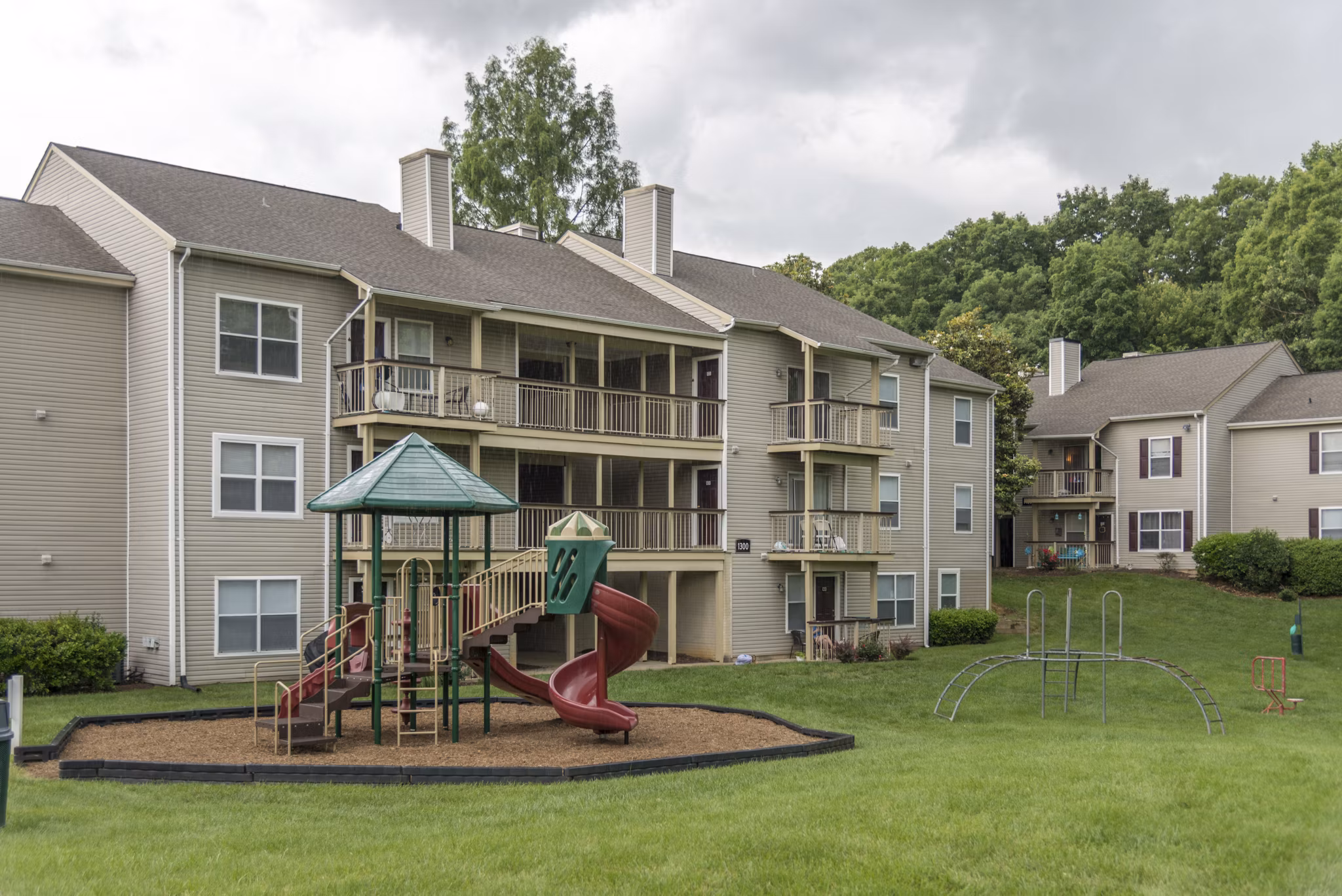 playground at Magnolia Falls Apartments