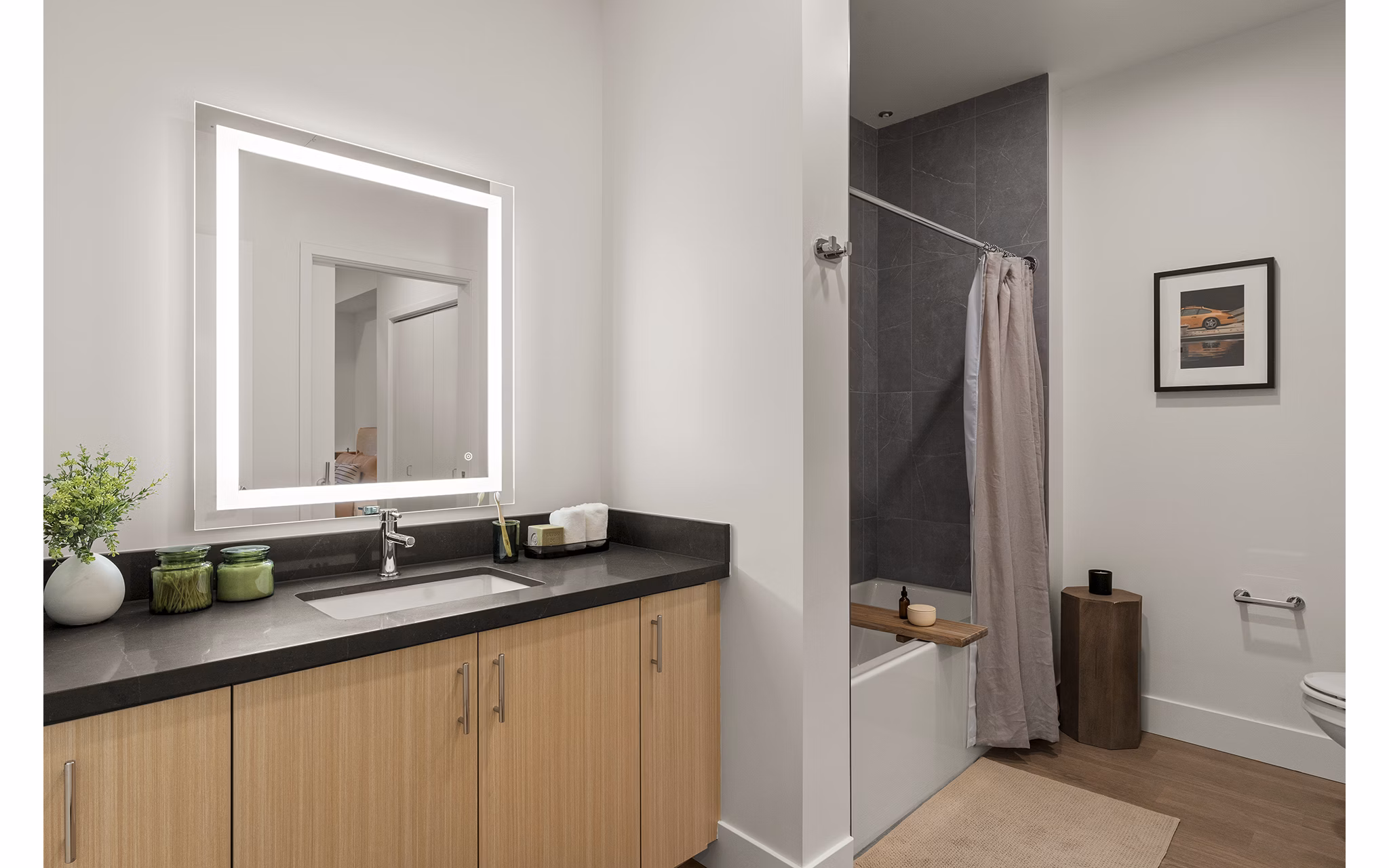 bathroom at Silhouette Apartments