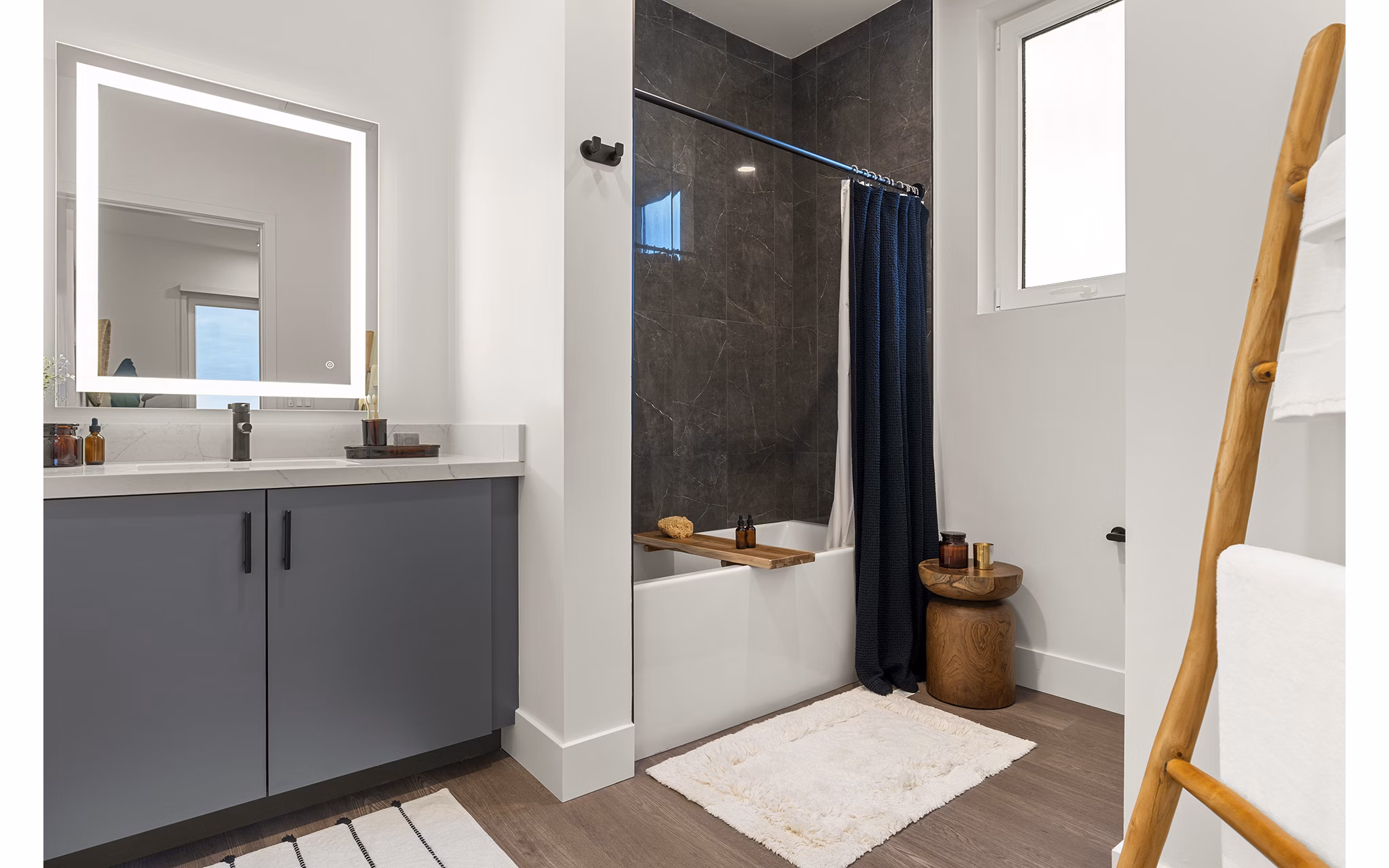 bathroom at Silhouette Apartments