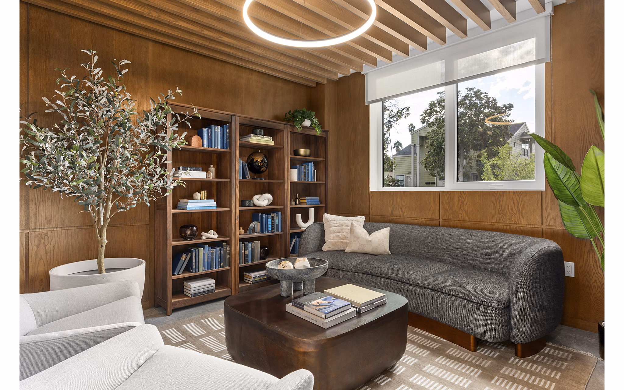 clubhouse at Silhouette Apartments