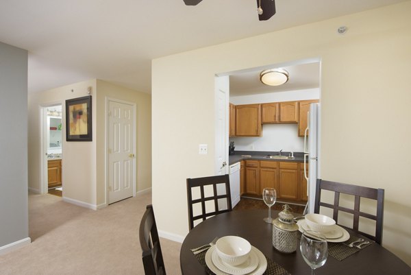 dining room at The Gardens of Annapolis Apartments