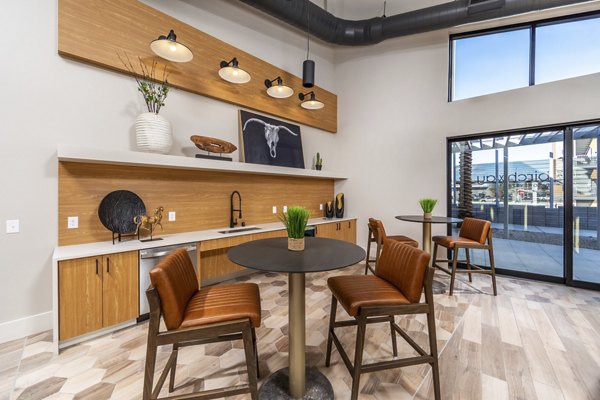 clubhouse at Birchway Tropicana Apartments