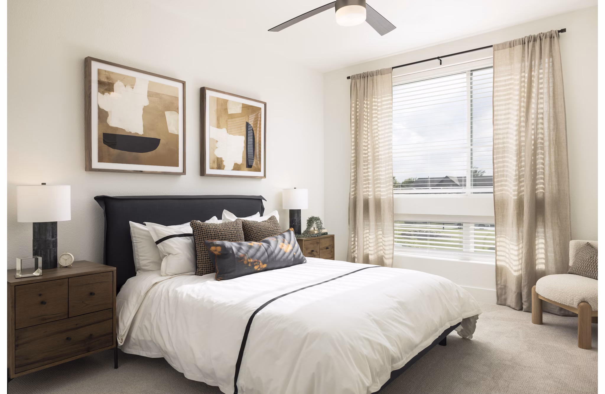 bedroom at RYE Central Park Apartments