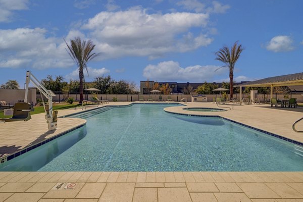 pool at Villas Goodyear Apartments 