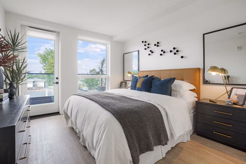 bedroom at Maxwell at Bascom Apartments