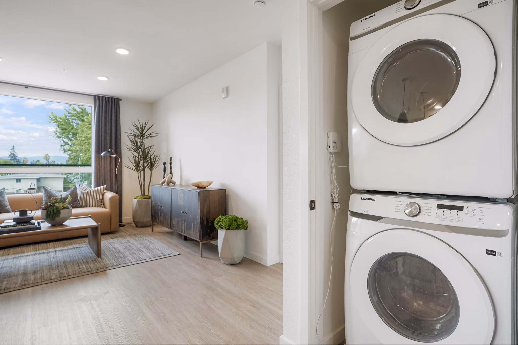 laundry facility at Maxwell at Bascom Apartments