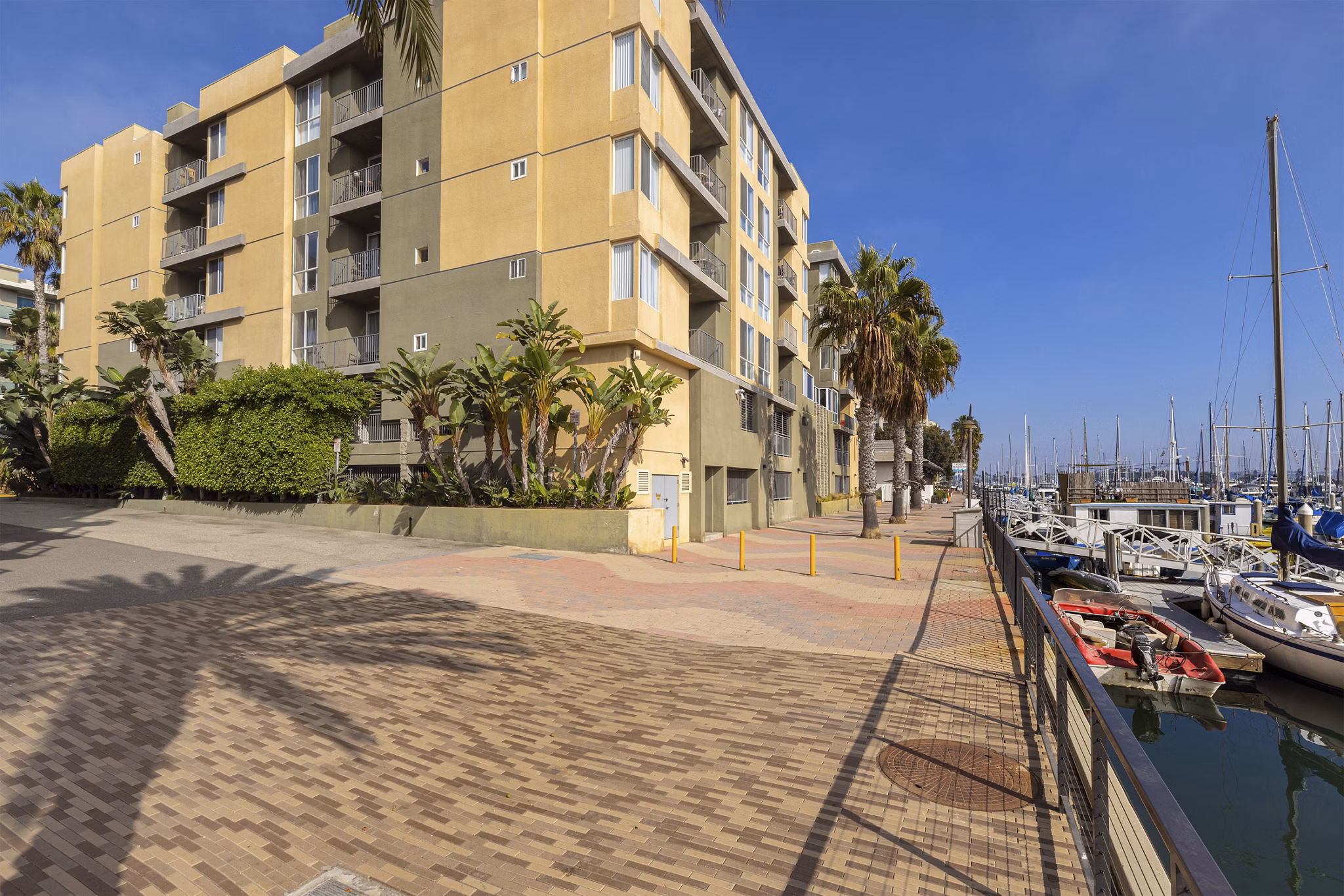 building at St. Tropez Apartments Apartments