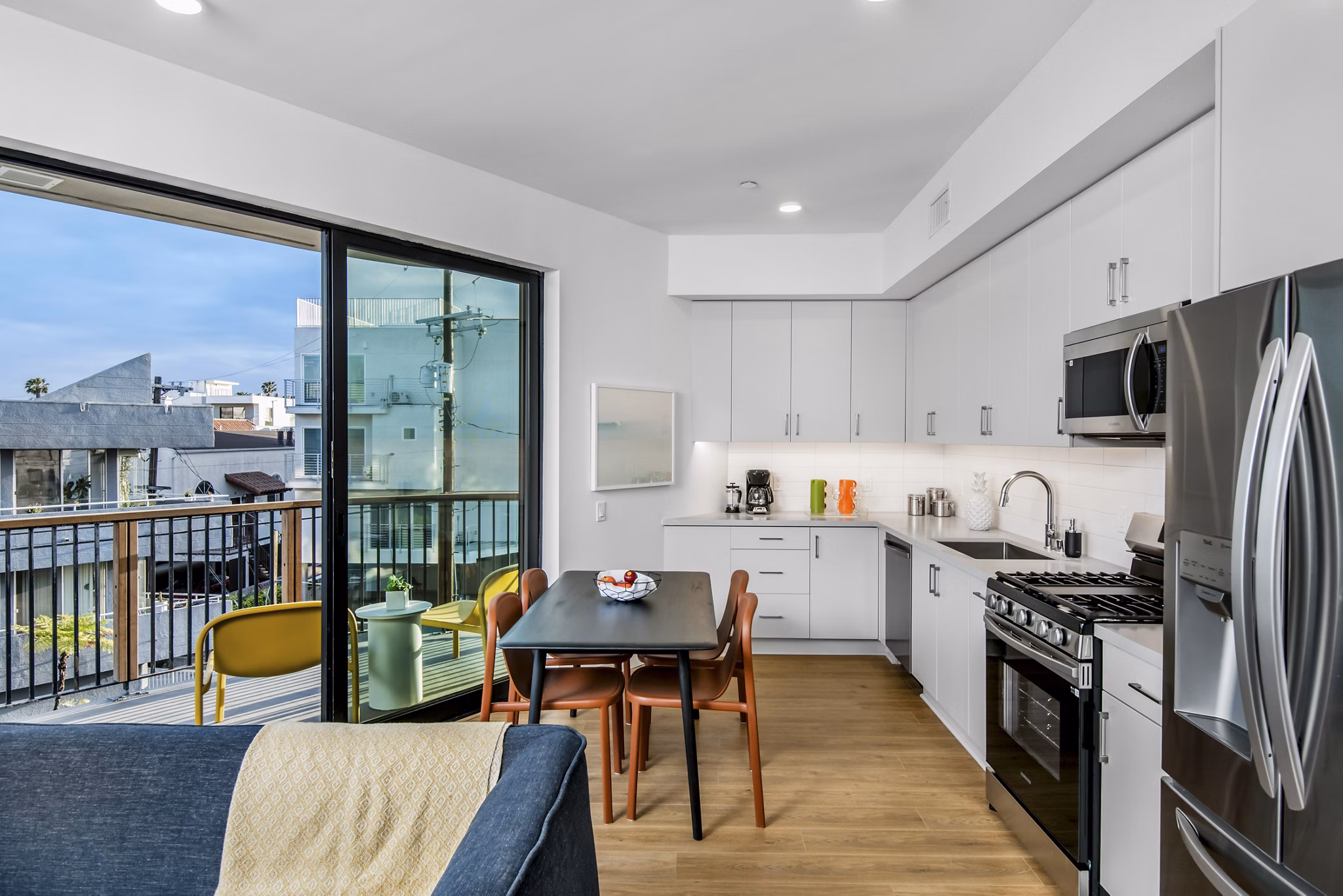 interior at Porter Mar Vista Apartments
