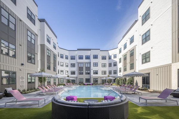 pool at Prose Canopy Apartments