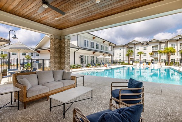 pool/patio at The Duke of Charleston Apartments