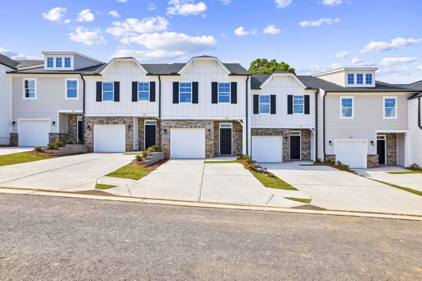 building/exterior at Fairlie Apartments