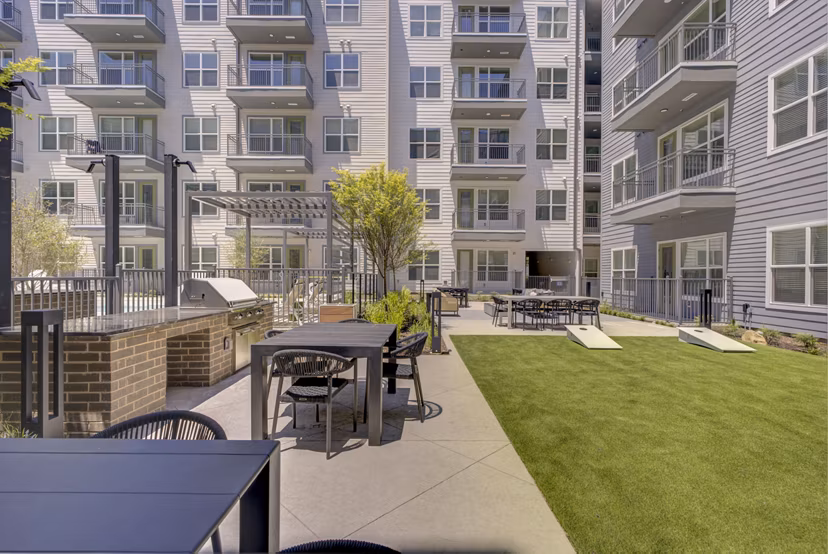 grill area at Alexan at the Galleria Apartments
