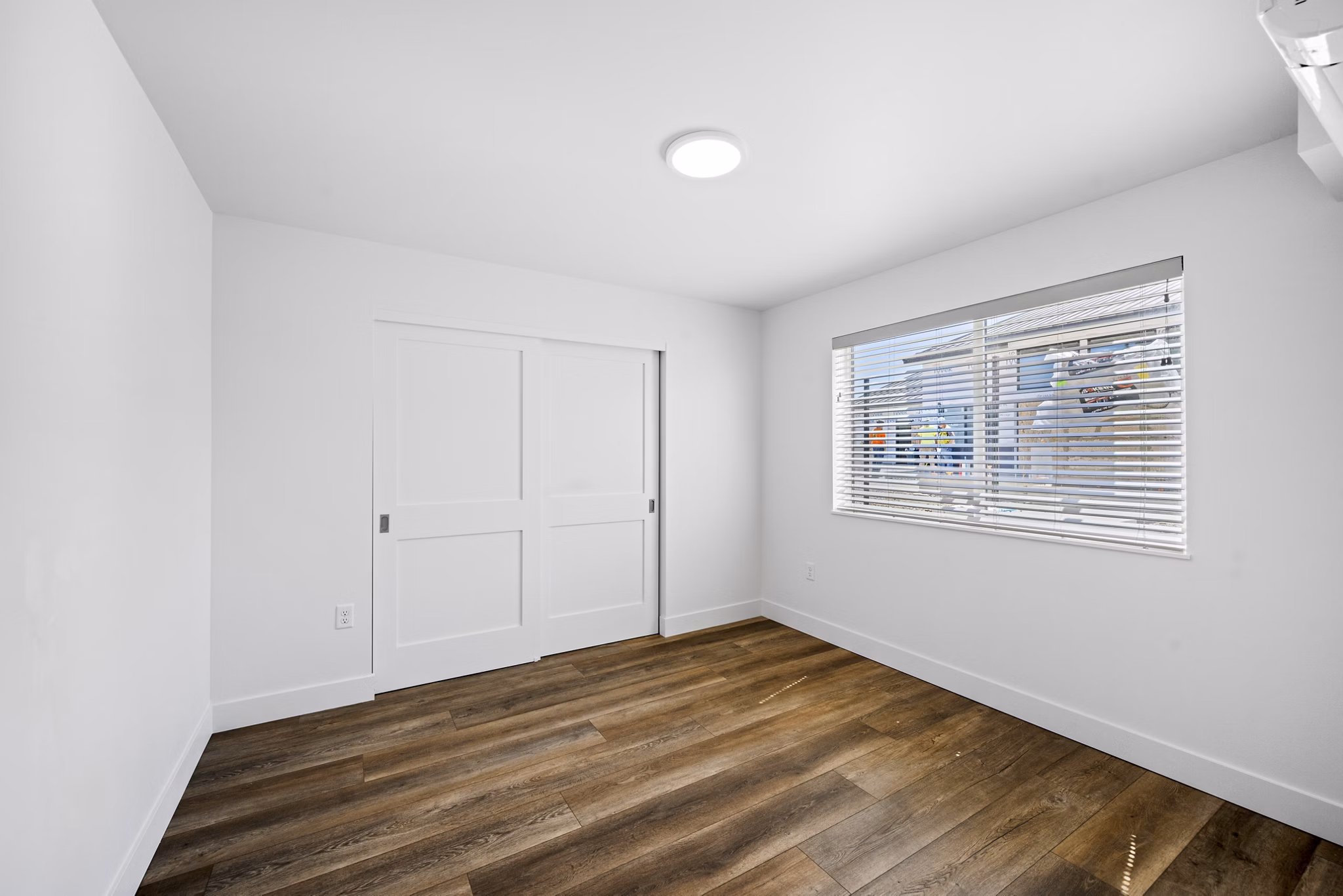 bedroom at Sky Meadow Villas Apartments