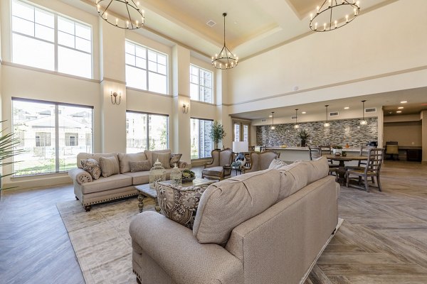 clubhouse at Rosalia Silverlake Apartments