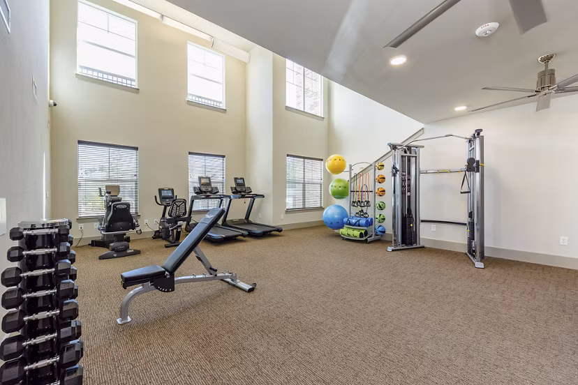 fitness center at Rosalia Silverlake Apartments