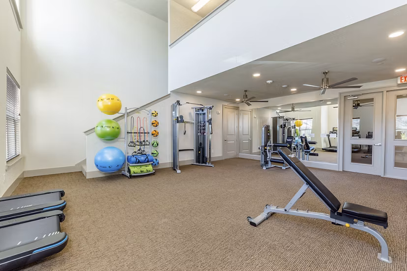 fitness center at Rosalia Silverlake Apartments