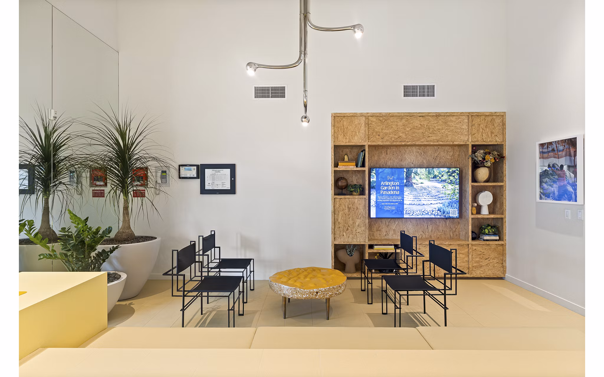 clubhouse at Avenue 34 Apartments