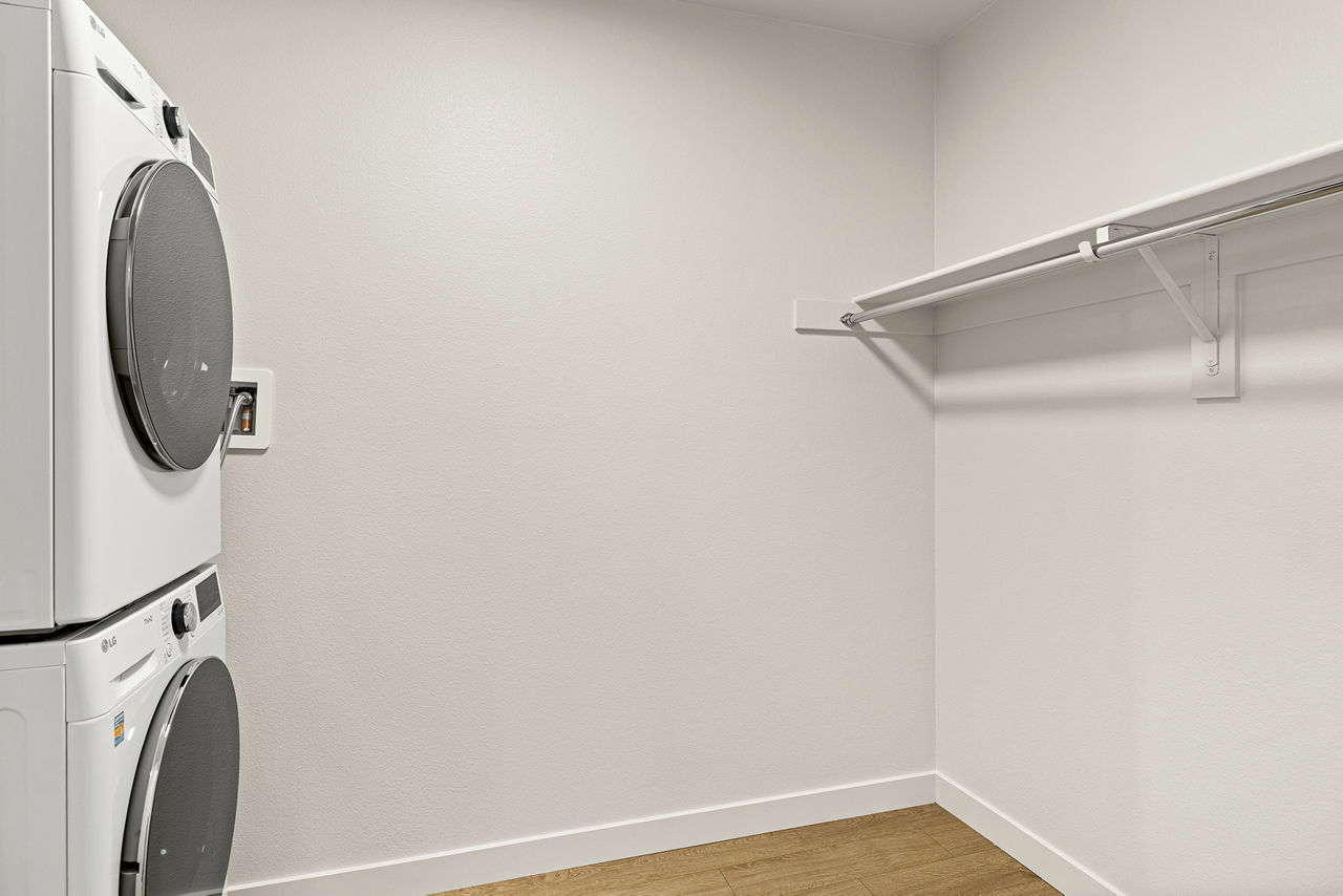 Laundry room at Avenue 34