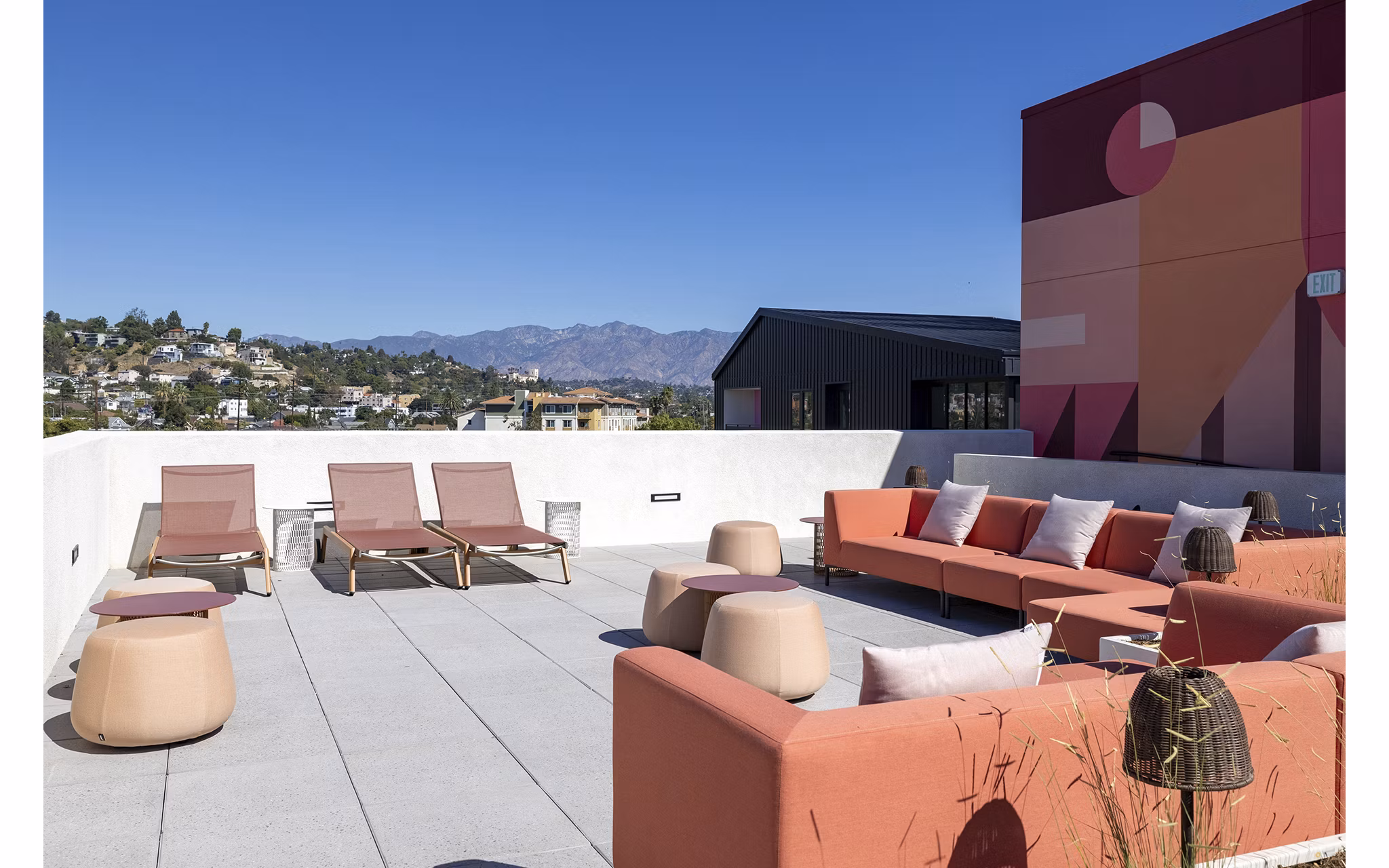 patio at Avenue 34 Apartments