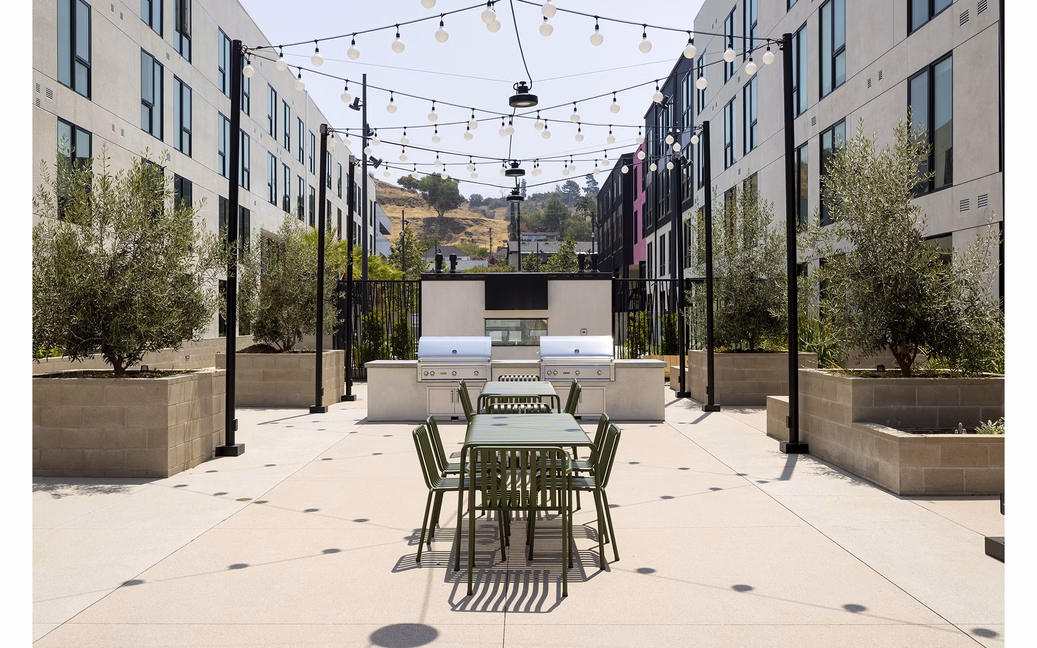 grill area at Avenue 34 Apartments