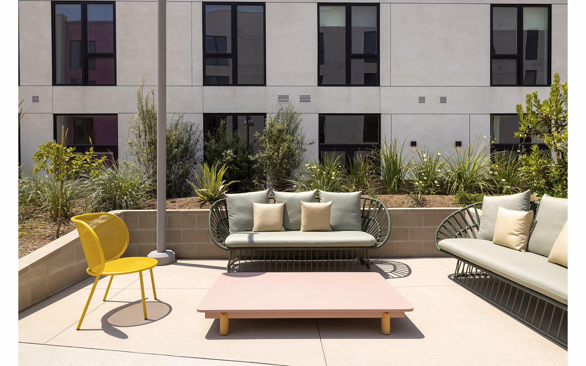 grill area at Avenue 34 Apartments