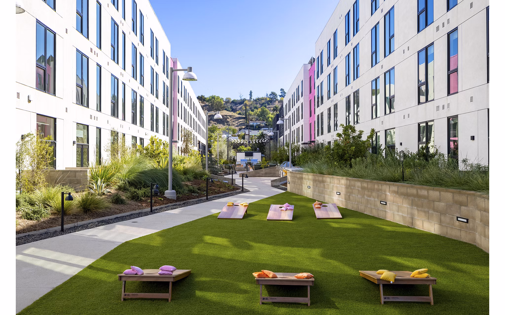 dog park at Avenue 34 Apartments