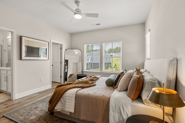 bedroom at The Rosemoor Apartments