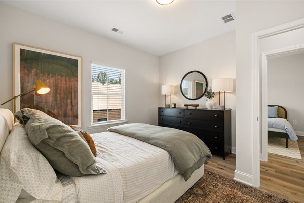 bedroom at The Rosemoor Apartments